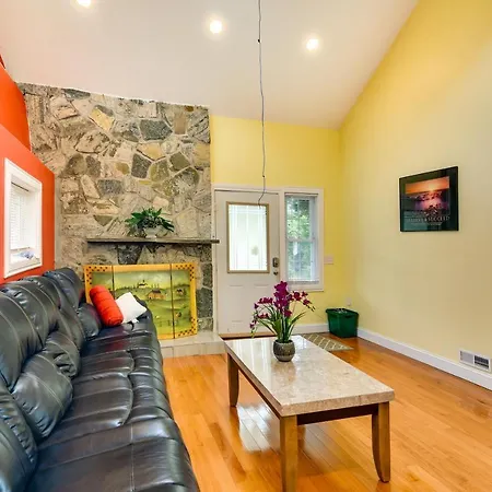Massachusetts Vacation Rental 5 Mi To Fall River